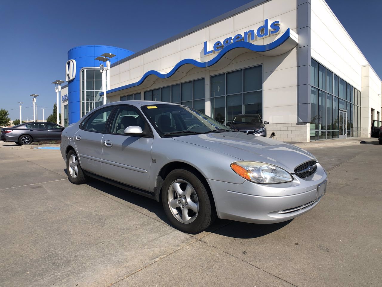Pre Owned 2001 Ford Taurus Ses In Kansas City Cr04914a Legends Honda