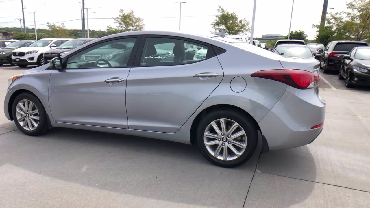 Hyundai elantra se 2016